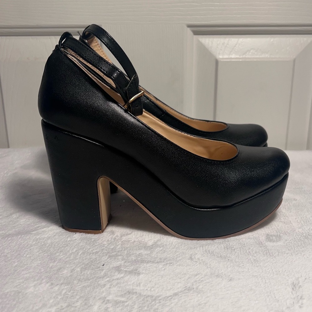 Women’s Black Platform Heels